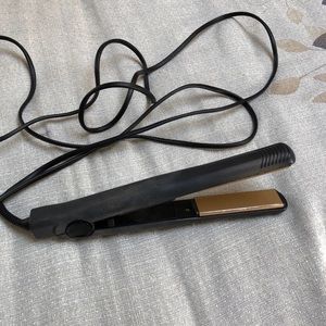 Hot Tools 1” Flat iron